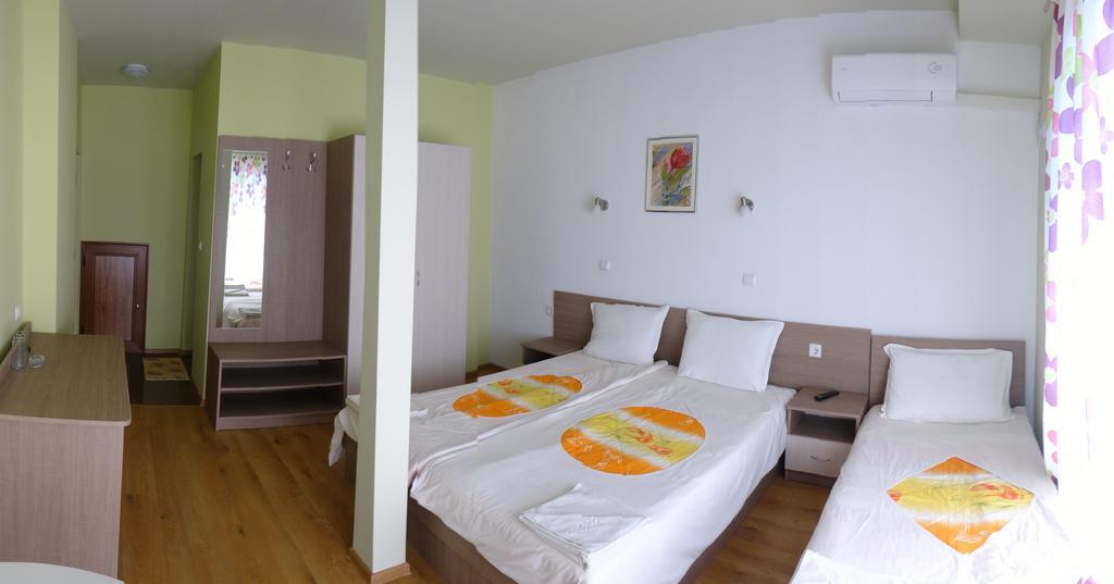 Guest House Rosa Kiten  Rom bilde
